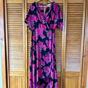 MONTEAU | Floral Wrap Dress